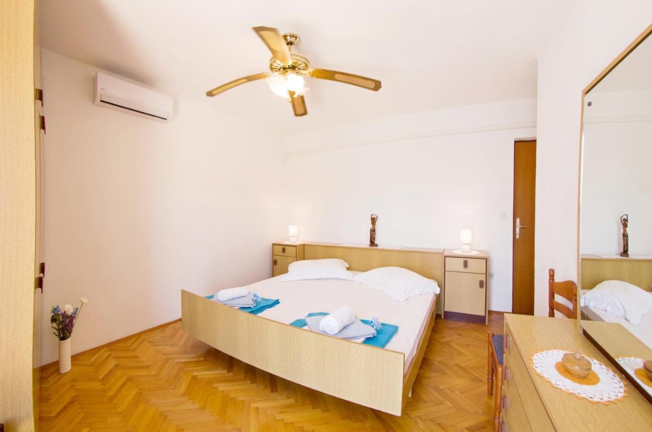 Selca  Beachfront House Pope B&B المظهر الخارجي الصورة