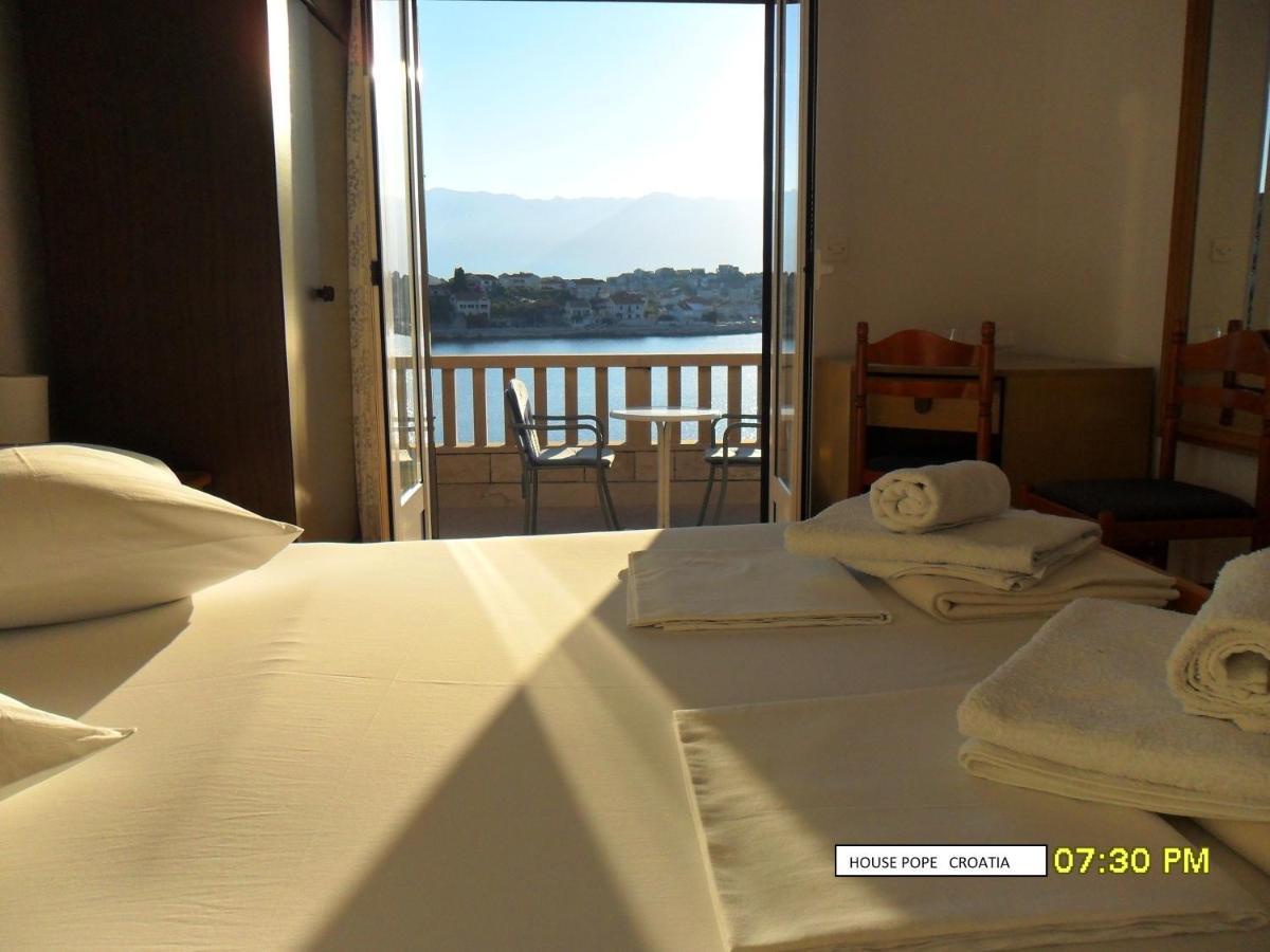 Selca  Beachfront House Pope B&B المظهر الخارجي الصورة
