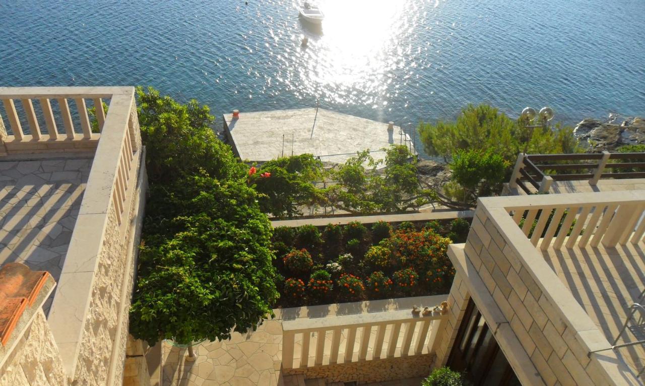 Selca  Beachfront House Pope B&B المظهر الخارجي الصورة